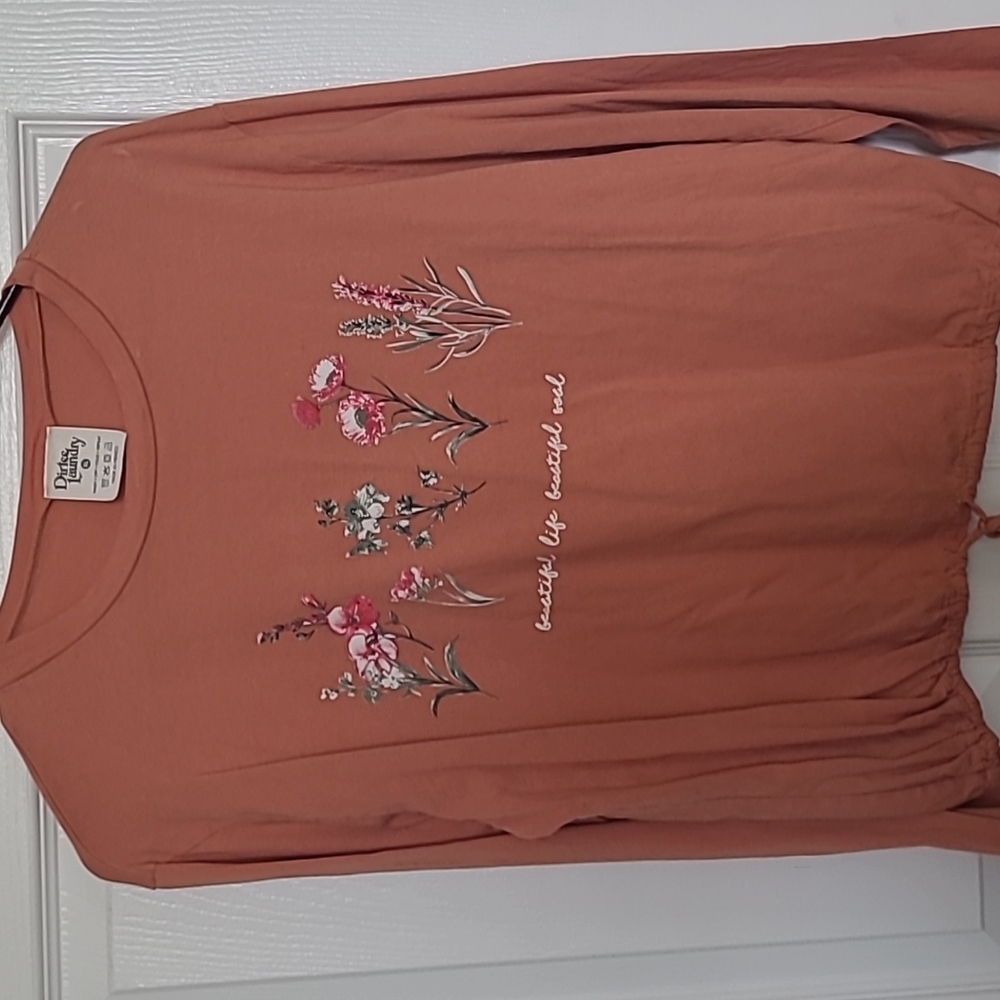 Graphic long sleeve